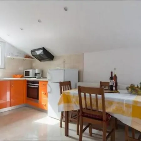 Apartment Lada - Studio With Terrace And Sea View *